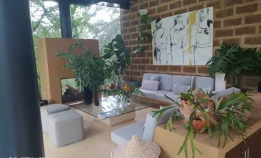 Venta de Exclusivo Rancho