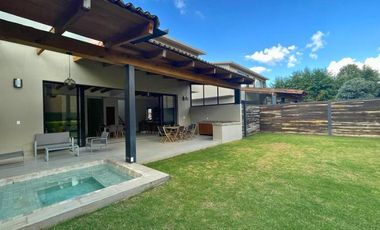 CASA EN CONDOMINIO EN RENTA EN AVANDARO, VALLE DE BRAVO