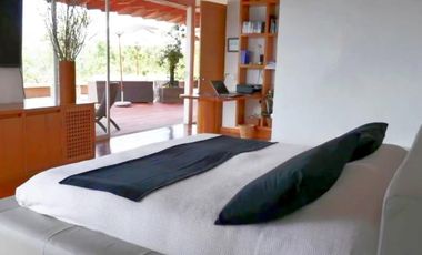 Casa en Renta en Valle de Bravo, con Vista Panorámica.