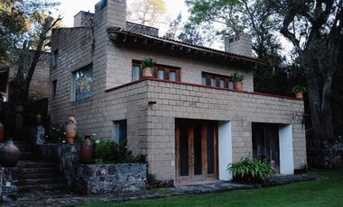 CASA EN RENTA EN EL BOSQUE, VALLE DE BRAVO