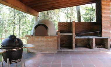 CASA EN RENTA EN EL BOSQUE, VALLE DE BRAVO