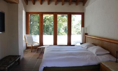 CASA EN RENTA EN EL BOSQUE, VALLE DE BRAVO