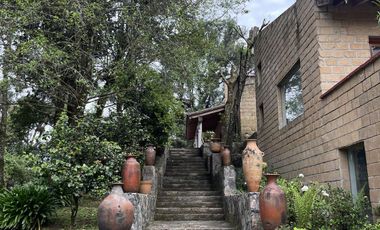 CASA EN RENTA EN EL BOSQUE, VALLE DE BRAVO