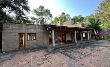 CASA EN RENTA EN EL BOSQUE, VALLE DE BRAVO
