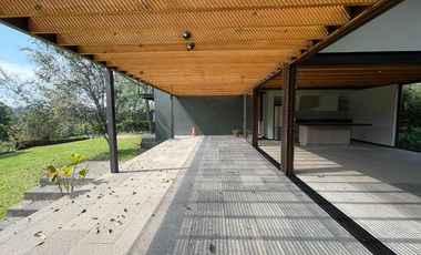 Renta de Casa en Condominio