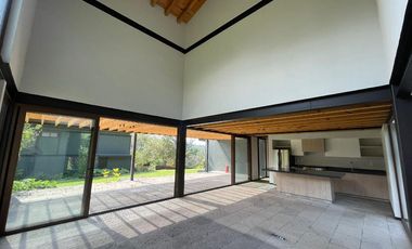 Renta de Casa en Condominio