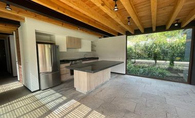 Renta de Casa en Condominio