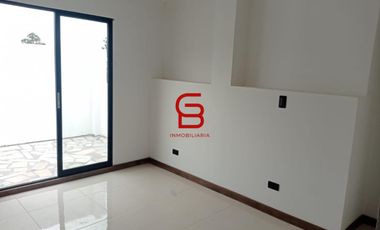 VENDO CASA 2 DORMITORIOS CON ESTUDIO-BALCON Y TERRAZA  A 5 MINUTOS UDLA PARK- NAYON