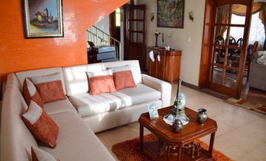 VENTA AMPLIA Y HERMOSA CASA, SAN ANTONIO DE PICHINCHA