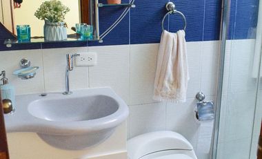 VENTA AMPLIA Y HERMOSA CASA, SAN ANTONIO DE PICHINCHA