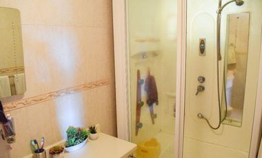 VENTA AMPLIA Y HERMOSA CASA, SAN ANTONIO DE PICHINCHA