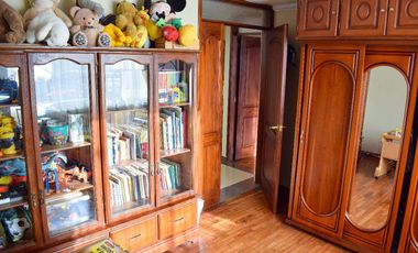 VENTA AMPLIA Y HERMOSA CASA, SAN ANTONIO DE PICHINCHA