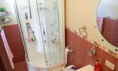 VENTA AMPLIA Y HERMOSA CASA, SAN ANTONIO DE PICHINCHA