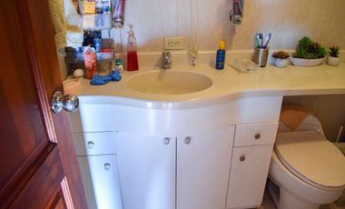 VENTA AMPLIA Y HERMOSA CASA, SAN ANTONIO DE PICHINCHA