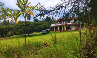 Vendo terreno campestre, en urbanización privada, Norte de Guayllabamba