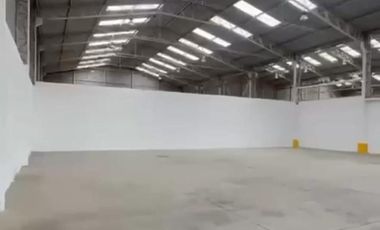 Bodega en venta sector Santa Elena