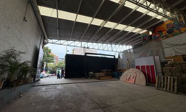 Bodega comercial en zona AAA