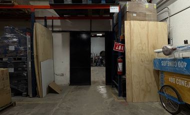 Bodega comercial en zona AAA