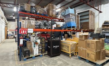 Bodega comercial en zona AAA