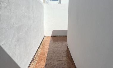 Hermosa Casa en Venta con Paneles Solares en Privada Residencial en CONKAL, Yuc