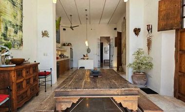 Casa Blanca en el Centro de Mérida Yucatán