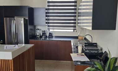 Penthouse en con Paneles Solares y Amueblado en Renta en Montes de Ame. Mérida