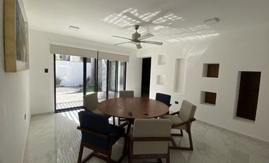 Casa en Montecristo, Amueblada y Equipada. Uso comercial o residencial. Mérida