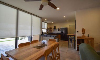 Casa en Venta Amueblada y Equipada con Paneles Solares,en Cholul. Mérida Yucatán