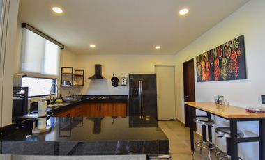 Casa en Venta Amueblada y Equipada con Paneles Solares,en Cholul. Mérida Yucatán