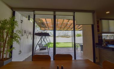 Casa en Venta Amueblada y Equipada con Paneles Solares,en Cholul. Mérida Yucatán