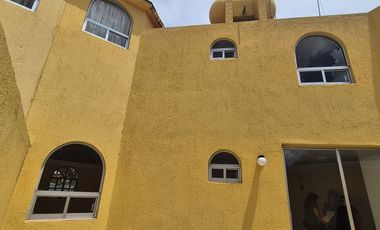 En Venta Casa Excelente Ubicación, Cerca Col. Felipe Angeles, Villas del Álamo