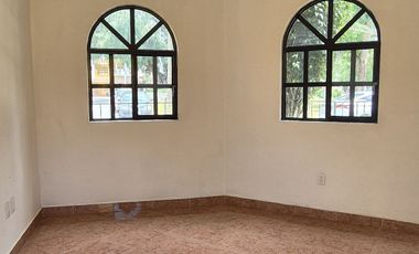 En Venta Casa Excelente Ubicación, Cerca Col. Felipe Angeles, Villas del Álamo