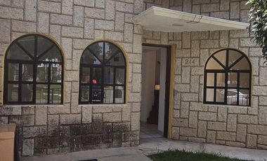 En Venta Casa Excelente Ubicación, Cerca Col. Felipe Angeles, Villas del Álamo