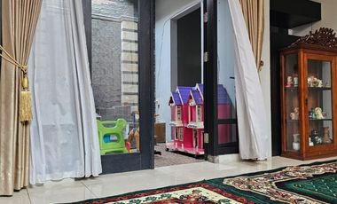 Rumah Cluster Elite Jaten Karanganyar 12 Menit Ke UNS