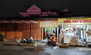 Rumah 3 Lantai Plus 43 Kamar Kost dan Kios di Karbela Dekat Sudirman