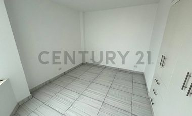 DEPARTAMENTO  DE ESTRENO EN PRIMERA FILA CON GRAN BALCON EN  CUARTO PISO