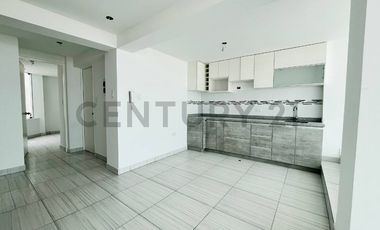 DEPARTAMENTO EN PRIMERA FILA CON GRAN BALCON EN SEGUNDO PISO