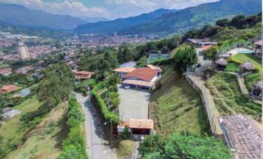 Venta Finca 2.000 m2 Copacabana Antioquia