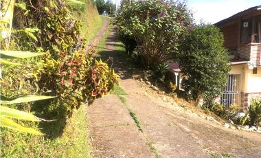 Finca de 3.216 m2 en Santa Bárbara Antioquia Colombia