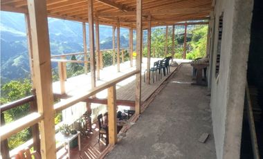 Finca de 3.216 m2 en Santa Bárbara Antioquia Colombia