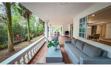 Casa cerca al mall Amsterdam