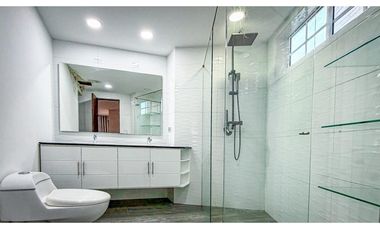 Casa cerca al mall Amsterdam