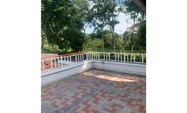 VENTA DE CASA CAMPESTRE EN VITERBO