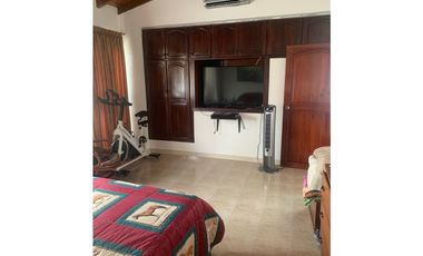 VENTA DE CASA CAMPESTRE EN VITERBO