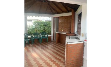 VENTA DE CASA CAMPESTRE EN VITERBO