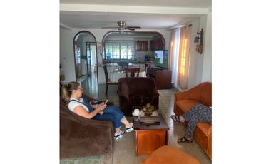 VENTA DE CASA CAMPESTRE EN VITERBO