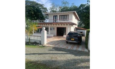 VENTA DE CASA CAMPESTRE EN VITERBO