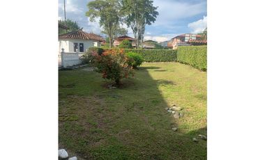 VENTA DE CASA CAMPESTRE EN VITERBO