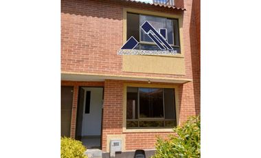 GIA 062. casa en venta- Funza-Villa de los Alpes