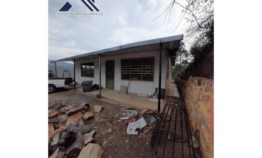 Sieb 184. Casa en venta- La Mesa